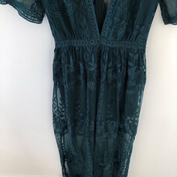 Hunter Green Lace Gown - Picture 4 of 6